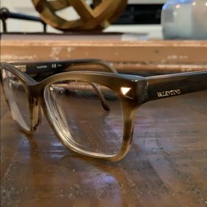 Valentino Frames